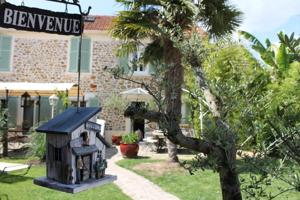 Gites Le Petit Nailly Magny-les-Hameaux Luaran gambar
